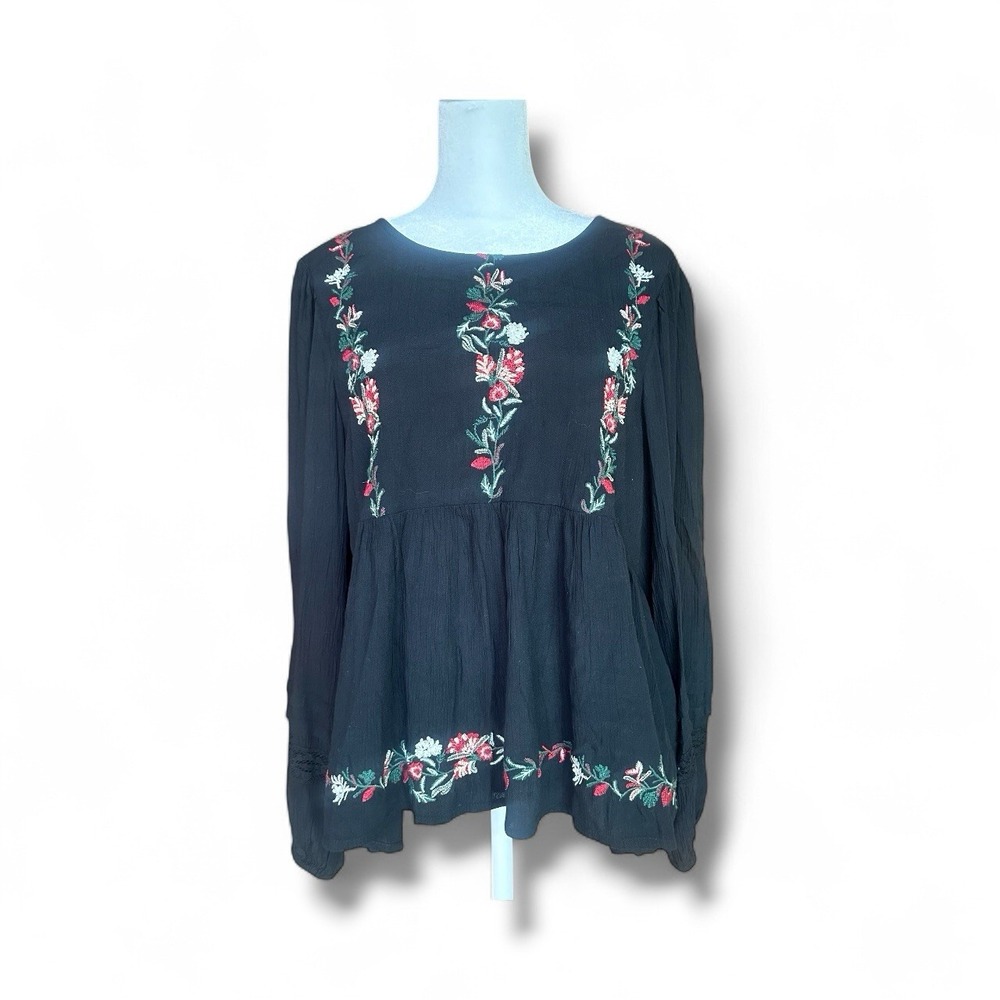 American Eagle Women's Black Embroidered Boho Peasant‎ Top Blouse NWT M Festival